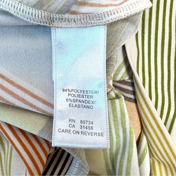 BCBG MaxAzria Abstract Retro Mod Front Halter Cocktail Dress - Picture 11 of 11